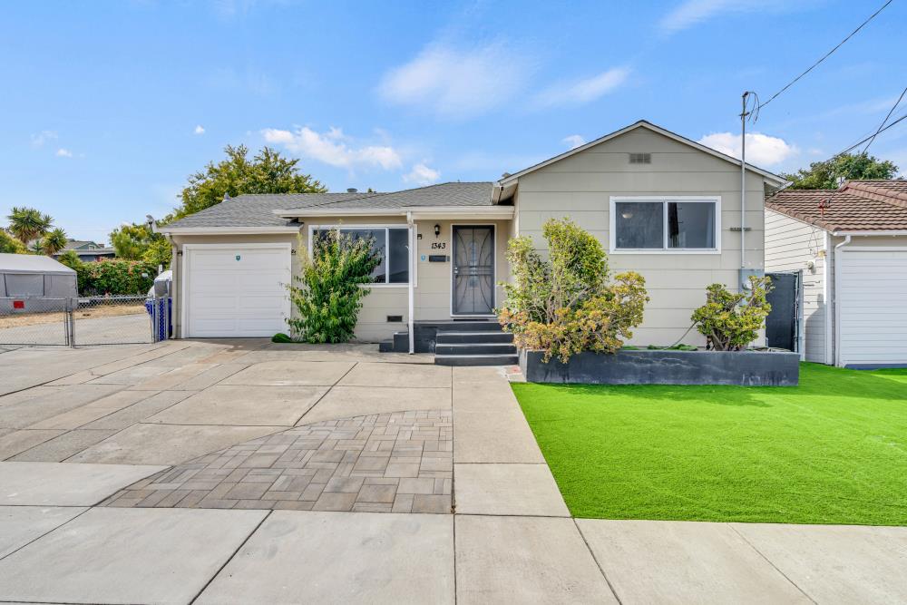 Detail Gallery Image 1 of 17 For 1343 6th Street, Rodeo,  CA 94572 - 2 Beds | 1 Baths