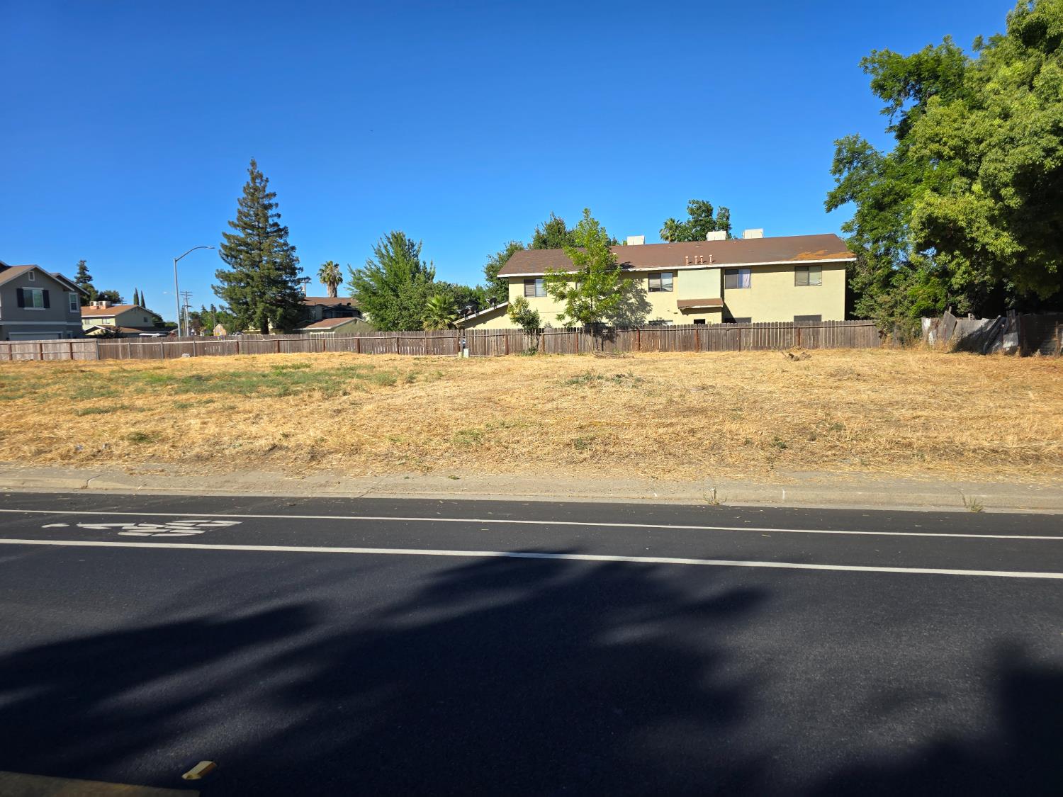 Detail Gallery Image 1 of 1 For 579 F St, Waterford,  CA 95386 - – Beds | – Baths