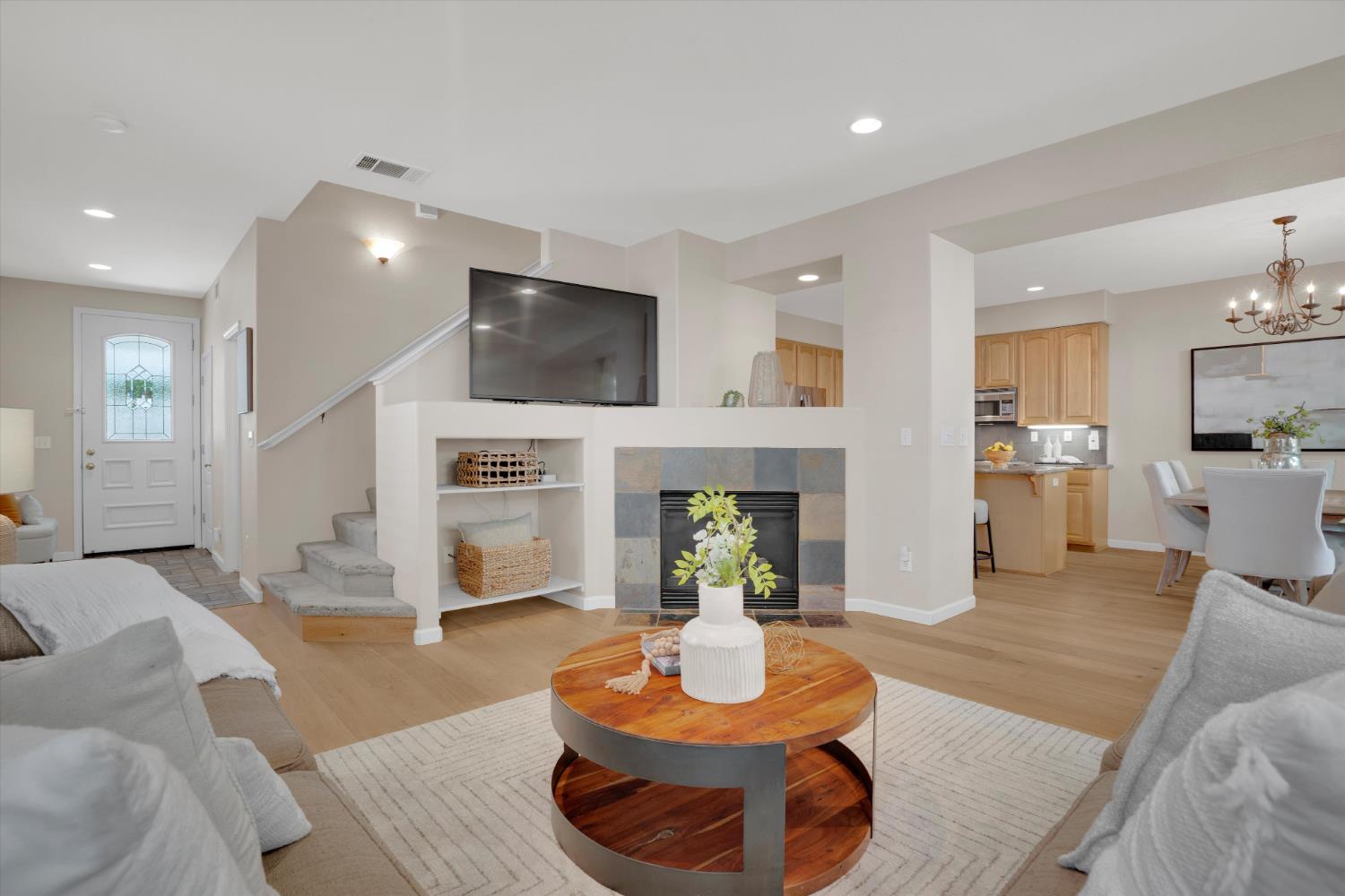 Detail Gallery Image 9 of 44 For 222 Matteson Ct, Danville,  CA 94526 - 4 Beds | 3/1 Baths