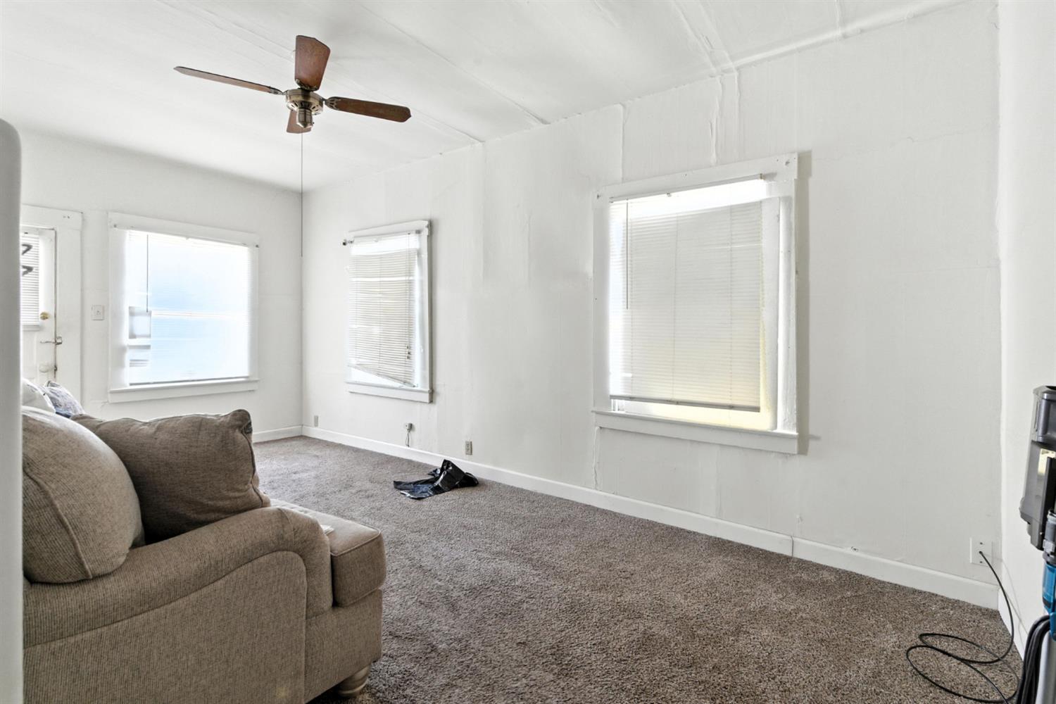 Detail Gallery Image 12 of 26 For 1825 N Filbert St, Stockton,  CA 95205 - 2 Beds | 1 Baths