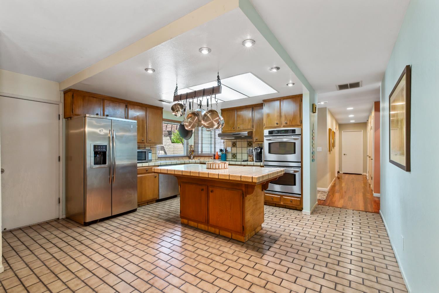 Detail Gallery Image 14 of 34 For 5316 Bellini Way, Stockton,  CA 95207 - 4 Beds | 2 Baths