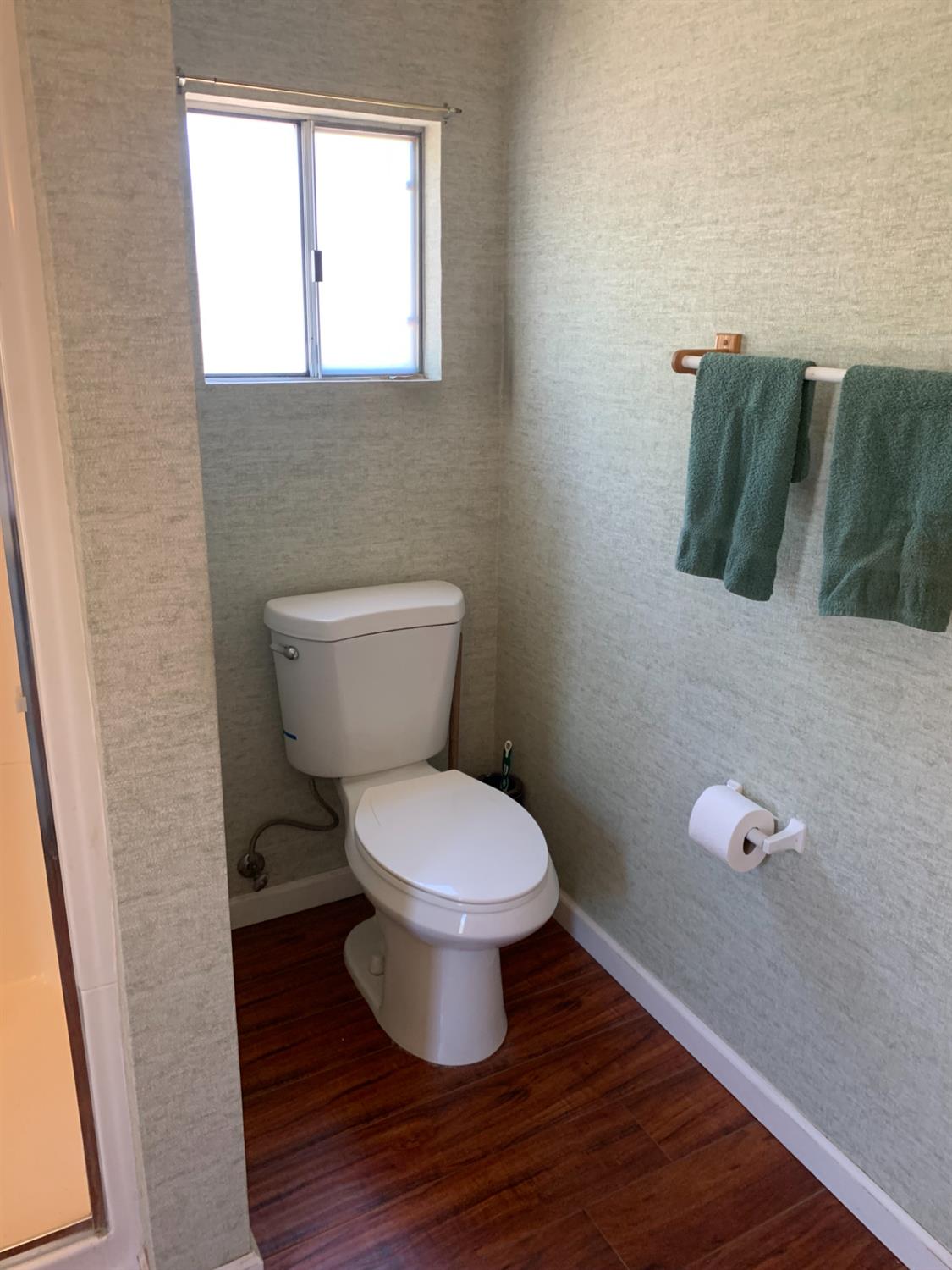 Detail Gallery Image 20 of 32 For 2121 Viking Ln, Modesto,  CA 95350 - 2 Beds | 2 Baths
