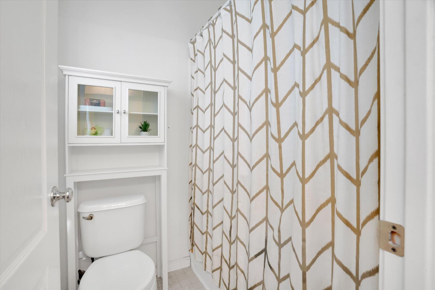Detail Gallery Image 21 of 44 For 222 Matteson Ct, Danville,  CA 94526 - 4 Beds | 3/1 Baths