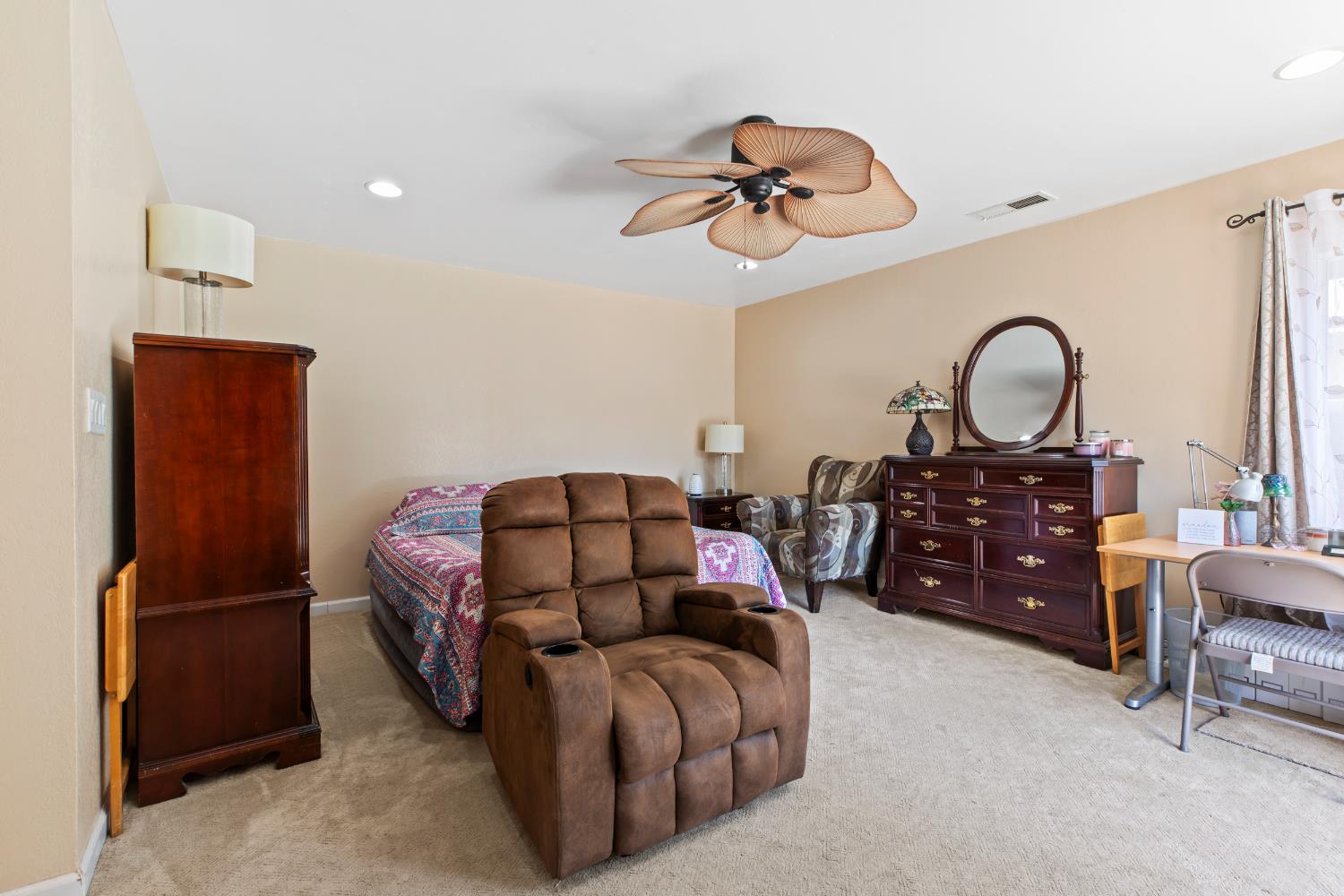 Detail Gallery Image 23 of 34 For 5316 Bellini Way, Stockton,  CA 95207 - 4 Beds | 2 Baths