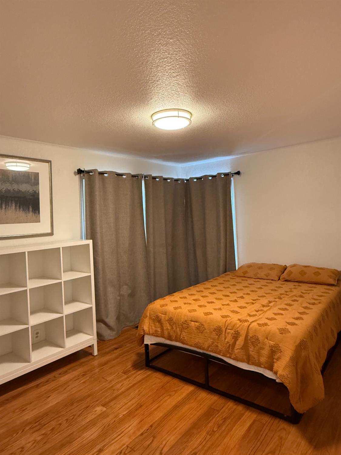 Detail Gallery Image 6 of 15 For 1531 Princeton Ave, Stockton,  CA 95204 - 3 Beds | 2 Baths