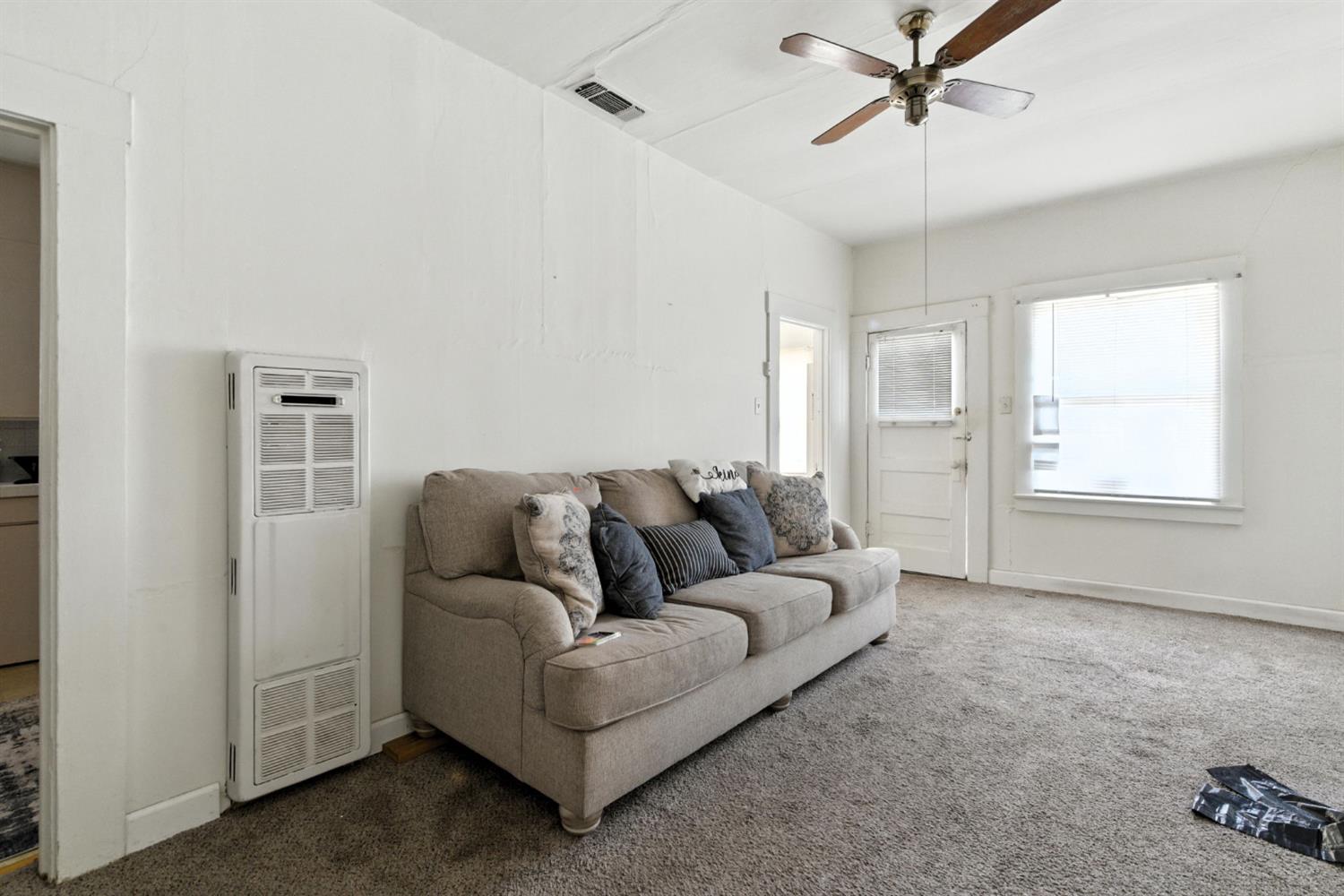 Detail Gallery Image 11 of 26 For 1825 N Filbert St, Stockton,  CA 95205 - 2 Beds | 1 Baths