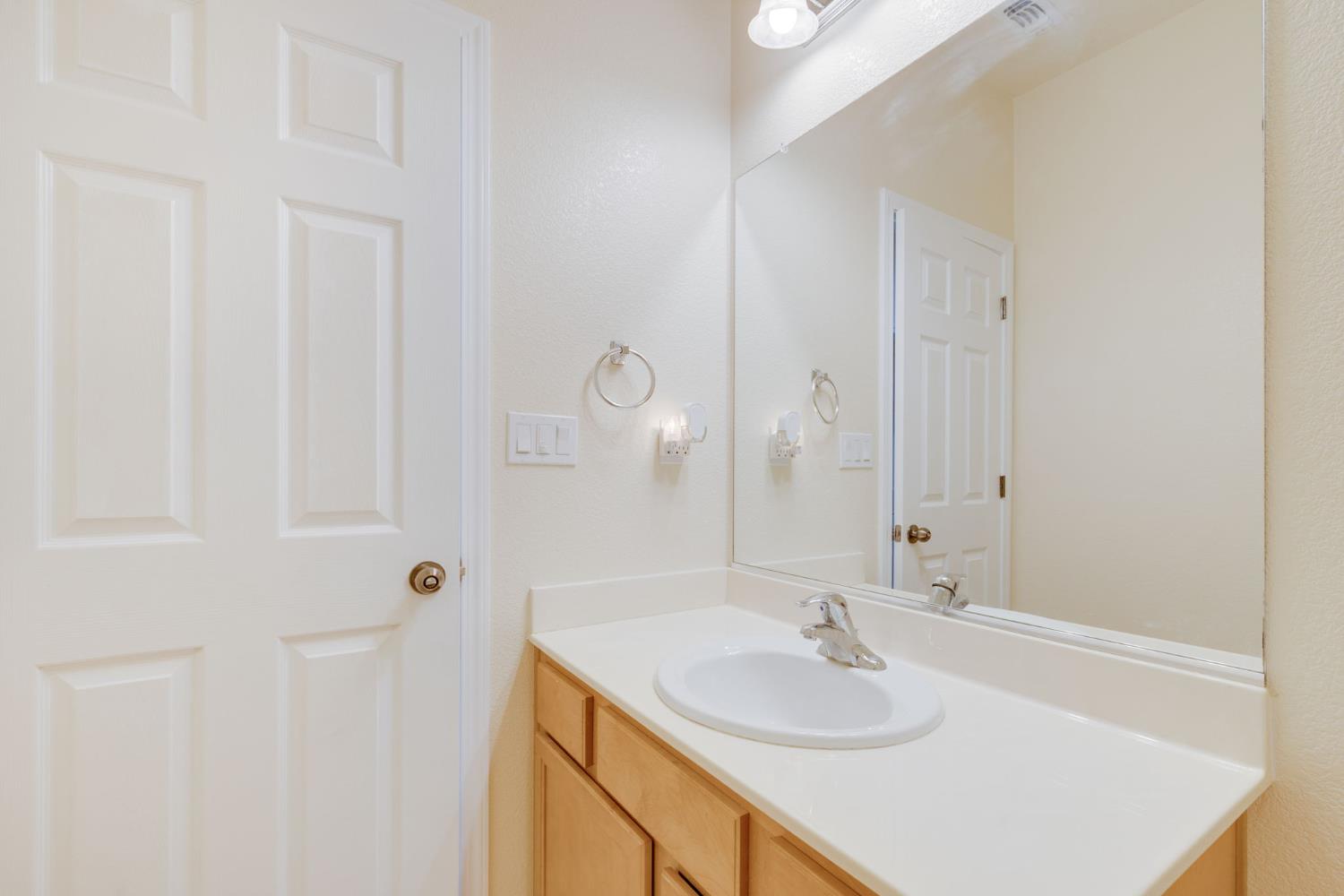 Detail Gallery Image 17 of 38 For 2129 Ulrich Ct, Woodland,  CA 95776 - 2 Beds | 1/1 Baths