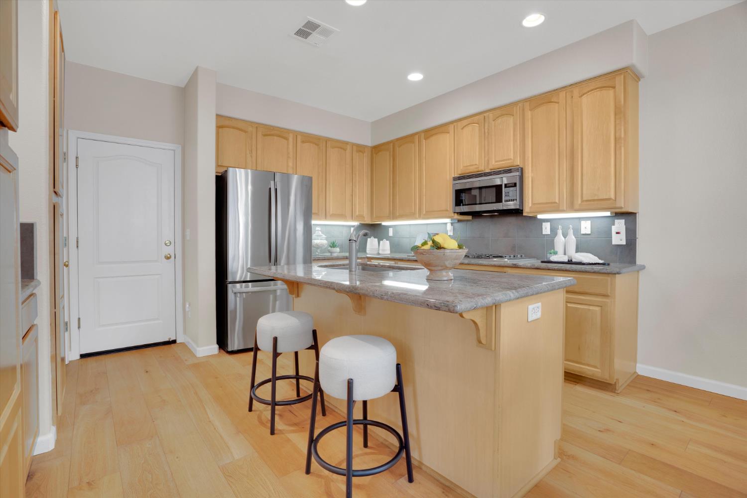 Detail Gallery Image 12 of 44 For 222 Matteson Ct, Danville,  CA 94526 - 4 Beds | 3/1 Baths