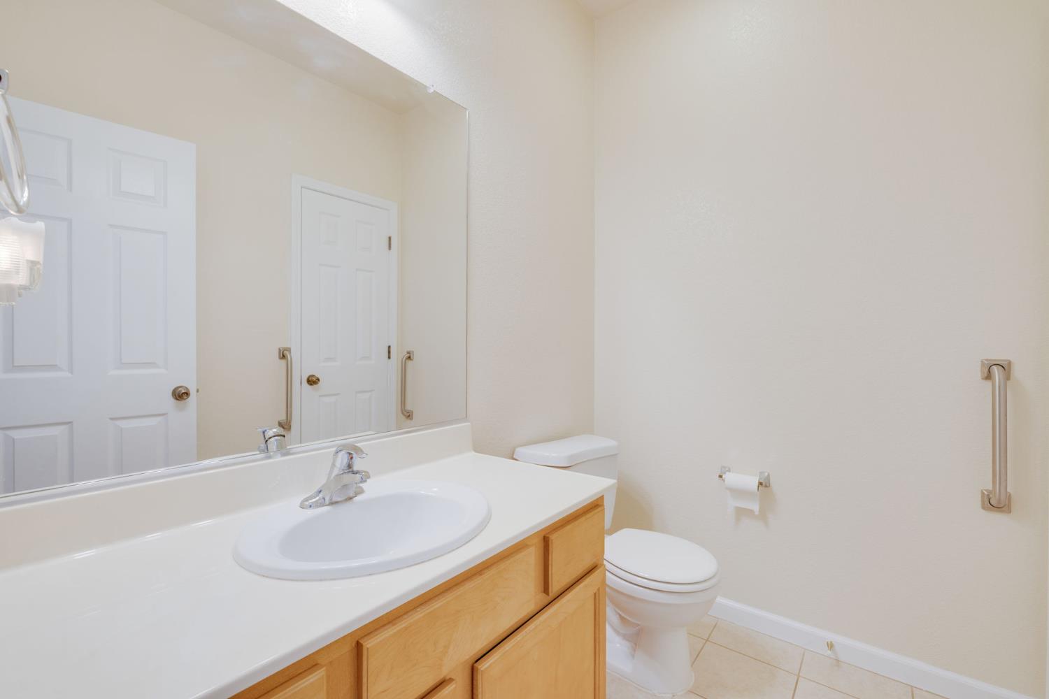 Detail Gallery Image 16 of 38 For 2129 Ulrich Ct, Woodland,  CA 95776 - 2 Beds | 1/1 Baths