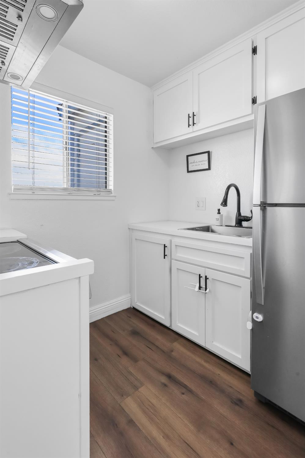 Detail Gallery Image 7 of 20 For 445 Almond Dr #106,  Lodi,  CA 95240 - 1 Beds | 1 Baths