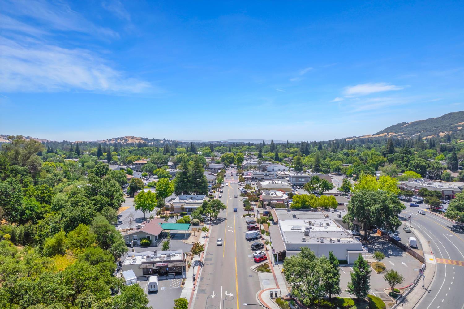 Detail Gallery Image 39 of 44 For 222 Matteson Ct, Danville,  CA 94526 - 4 Beds | 3/1 Baths