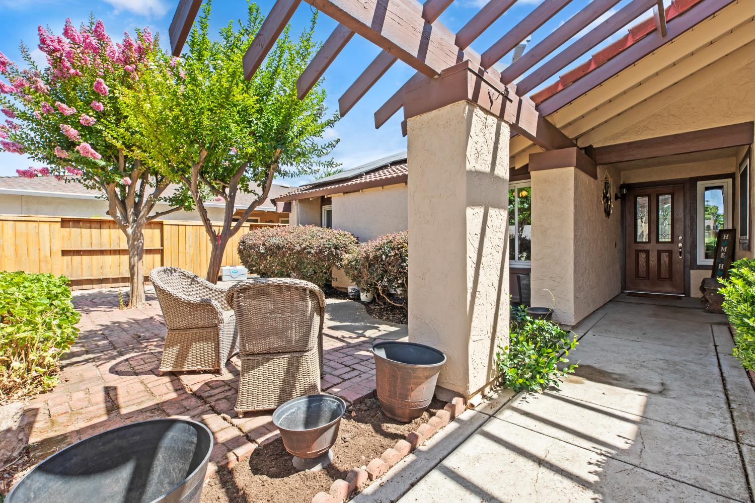 Detail Gallery Image 6 of 34 For 5316 Bellini Way, Stockton,  CA 95207 - 4 Beds | 2 Baths