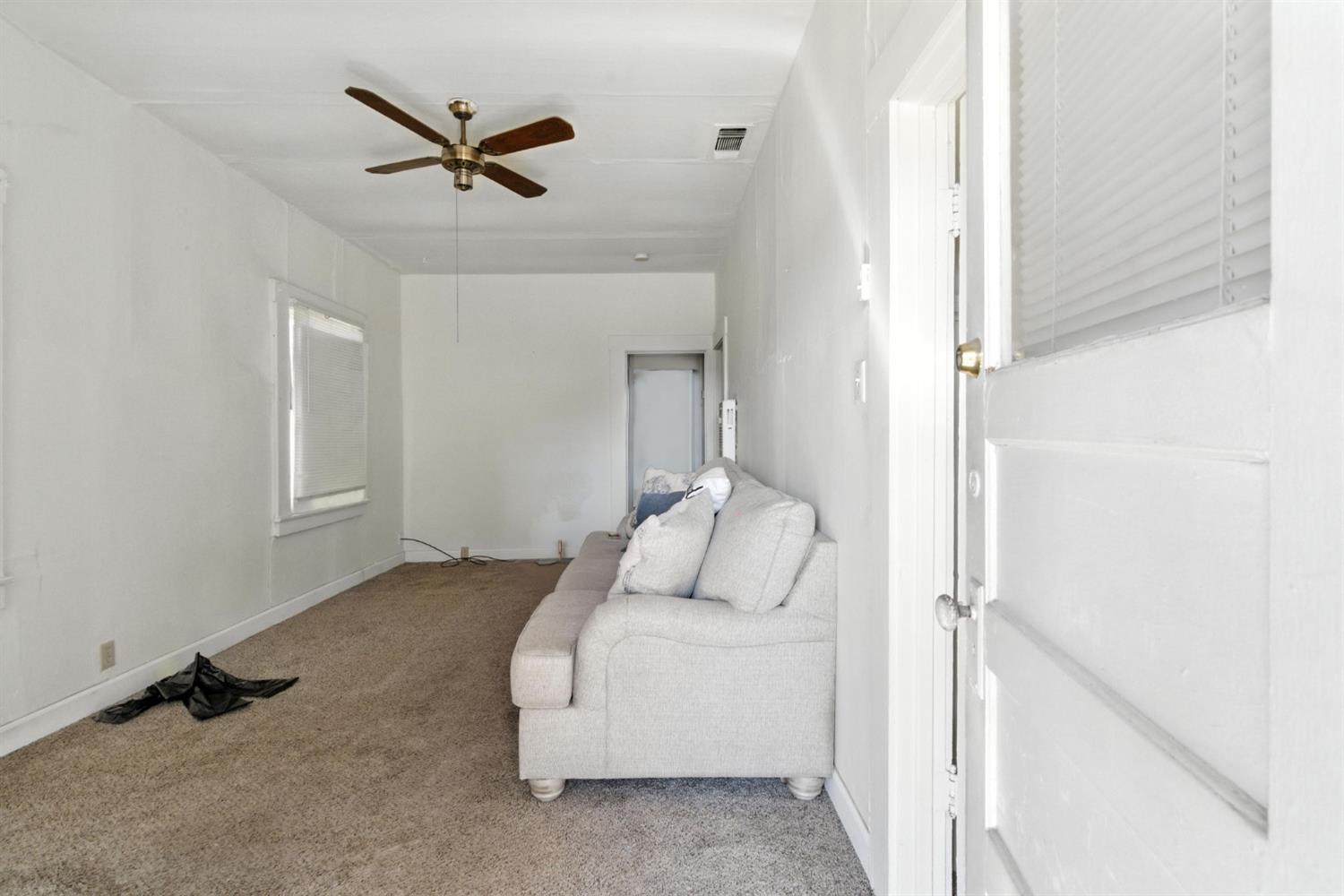 Detail Gallery Image 7 of 26 For 1825 N Filbert St, Stockton,  CA 95205 - 2 Beds | 1 Baths