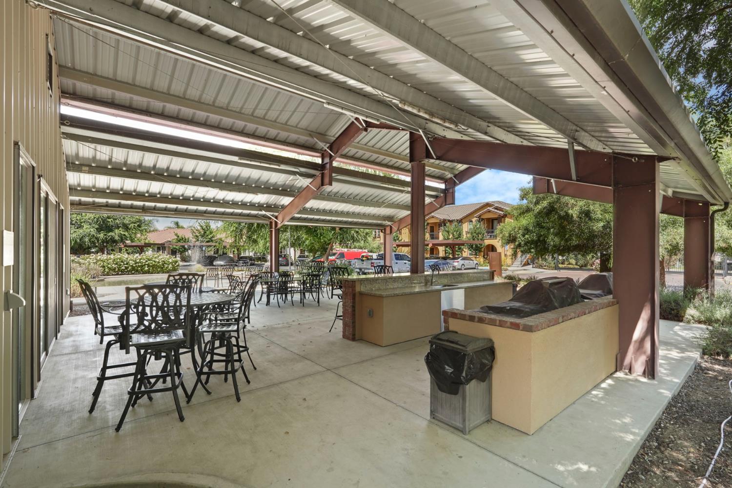 Detail Gallery Image 4 of 49 For 140 Ivy Ave #E 35,  Patterson,  CA 95363 - 2 Beds | 2 Baths