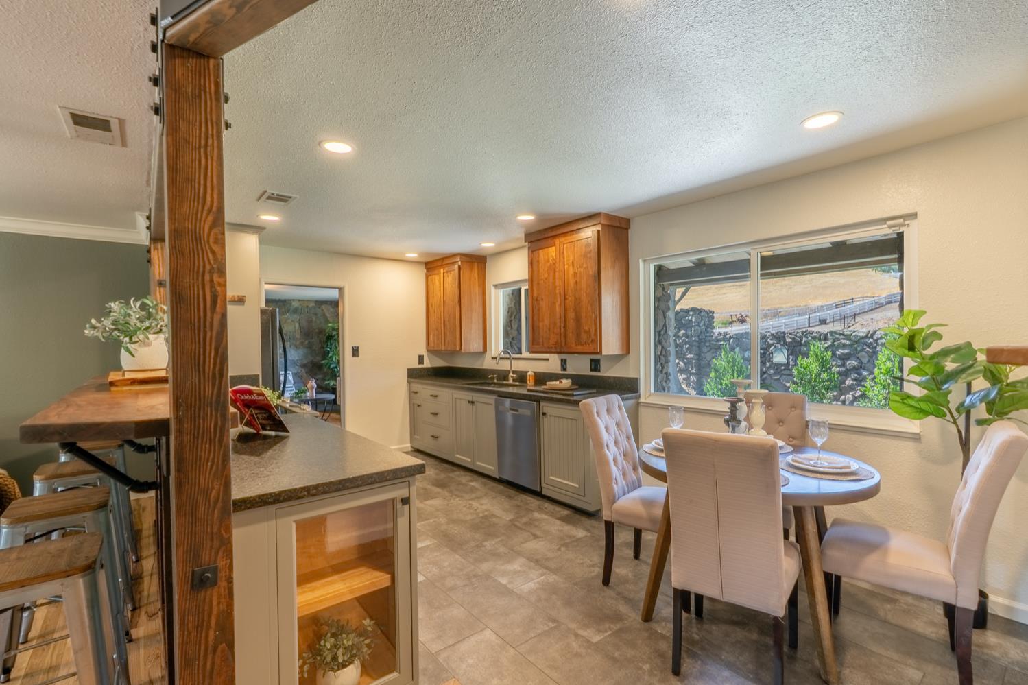 Thumbnail for 11812 Rodden Rd, Oakdale, CA 95361
