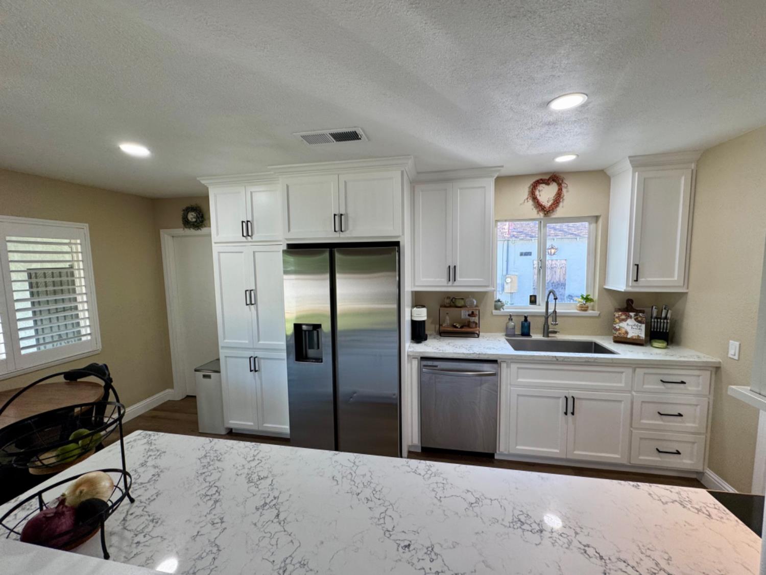 Detail Gallery Image 8 of 36 For 570 S Minaret Ave, Turlock,  CA 95380 - 3 Beds | 1 Baths