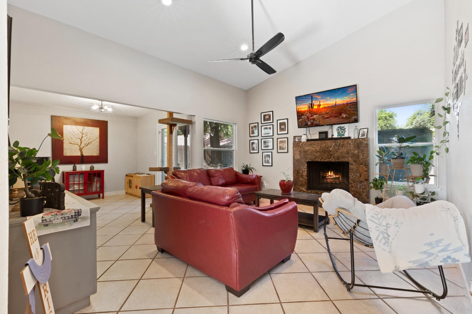 Detail Gallery Image 4 of 18 For 3625 Brookline St, Modesto,  CA 95356 - 3 Beds | 2 Baths