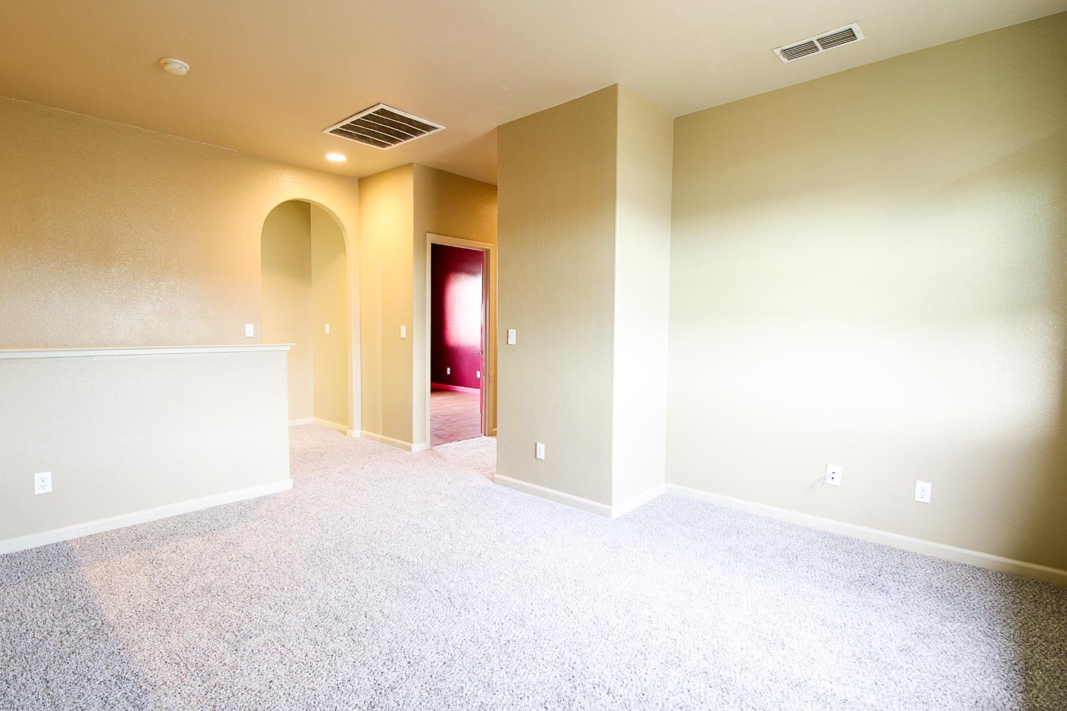 Detail Gallery Image 30 of 44 For 7411 Whisperwillow Dr, Sacramento,  CA 95828 - 3 Beds | 2/1 Baths