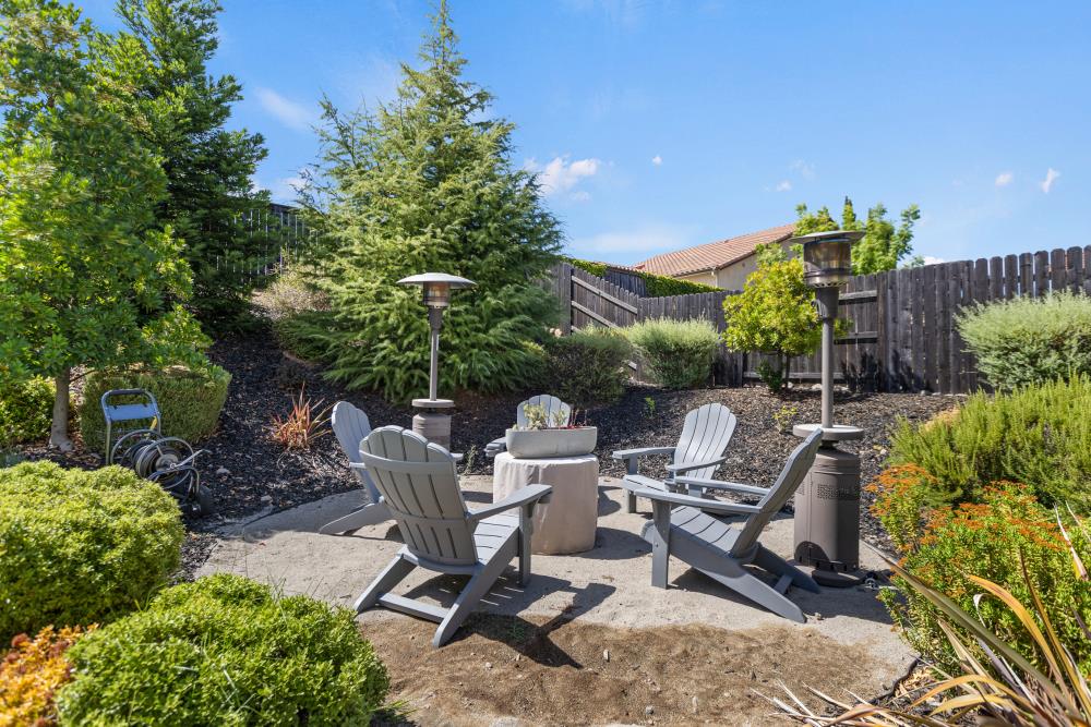 Detail Gallery Image 64 of 89 For 981 Dusty Stone Loop, Rocklin,  CA 95765 - 5 Beds | 5 Baths