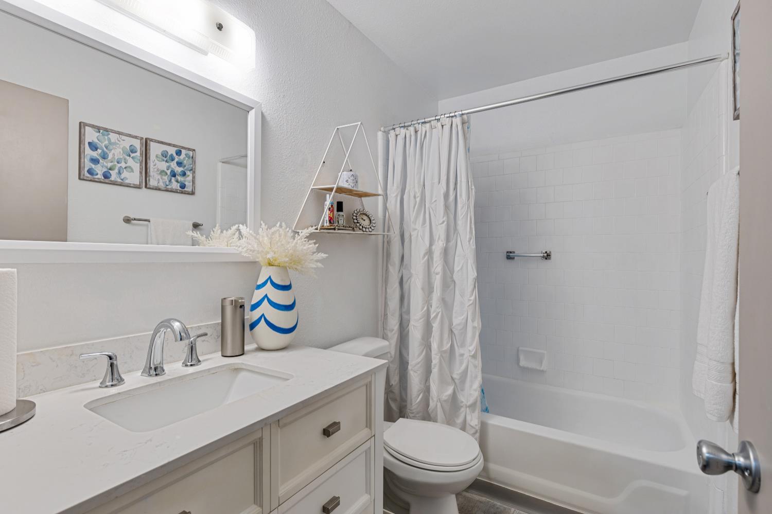 Detail Gallery Image 17 of 29 For 6415 Plymouth Rd, Stockton,  CA 95207 - 2 Beds | 1 Baths