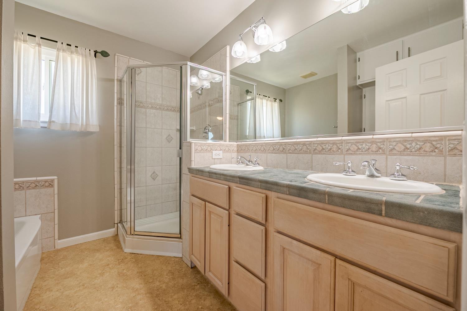 Detail Gallery Image 30 of 46 For 2601 Hoover Ct, Merced,  CA 95340 - 3 Beds | 1/1 Baths