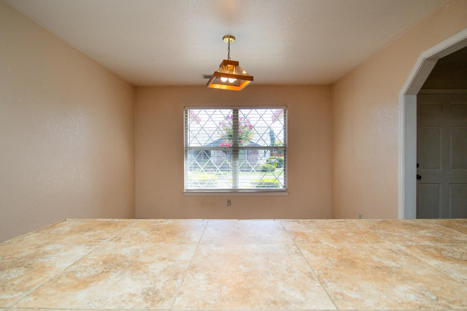 Detail Gallery Image 14 of 70 For 277 Garden Circle Dr, Manteca,  CA 95336 - 3 Beds | 2 Baths