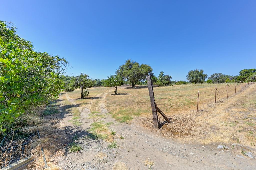 Detail Gallery Image 25 of 46 For 10880 Engle Lane, Auburn,  CA 95603 - – Beds | – Baths