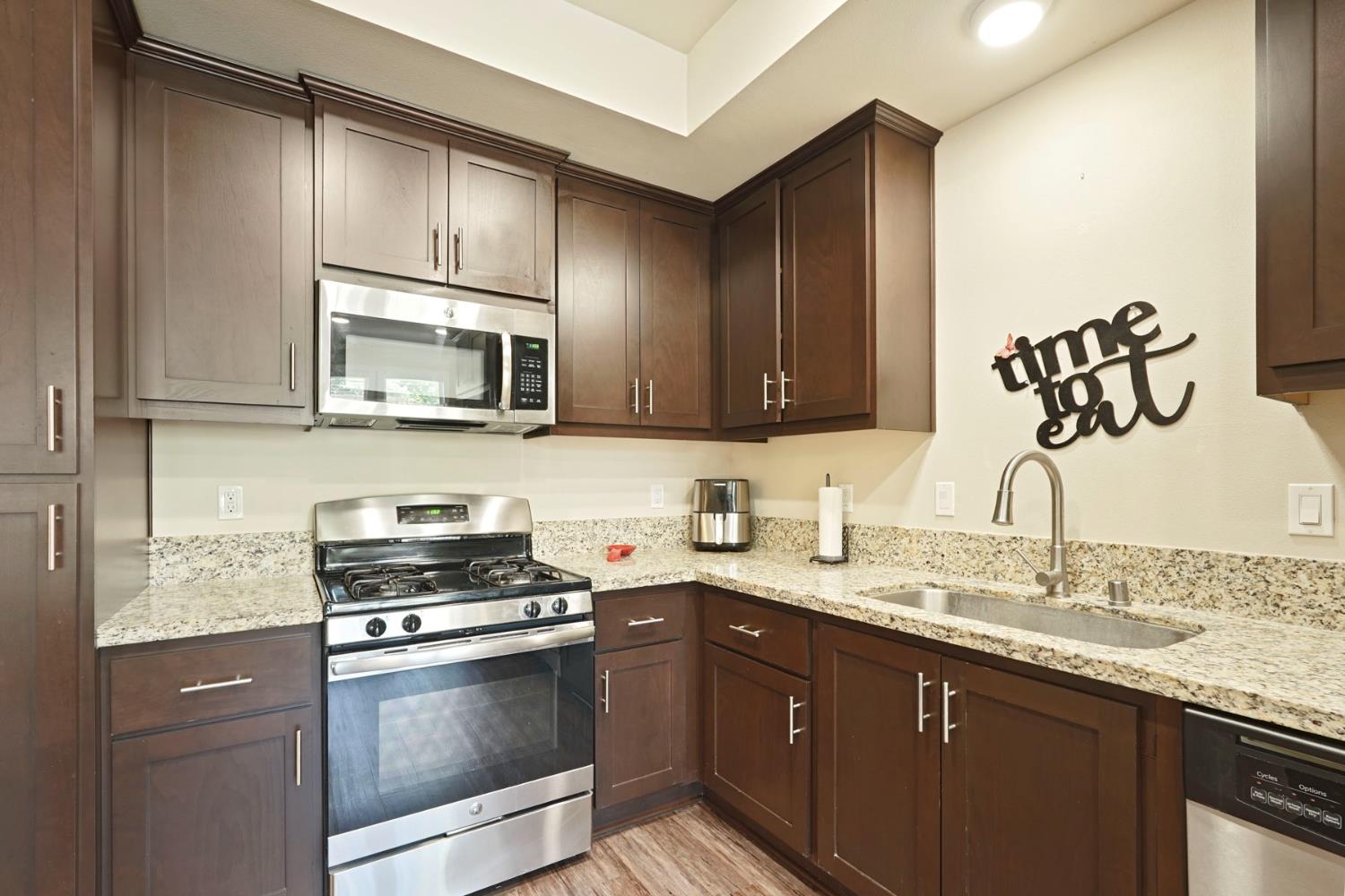 Detail Gallery Image 23 of 49 For 140 Ivy Ave #E 35,  Patterson,  CA 95363 - 2 Beds | 2 Baths