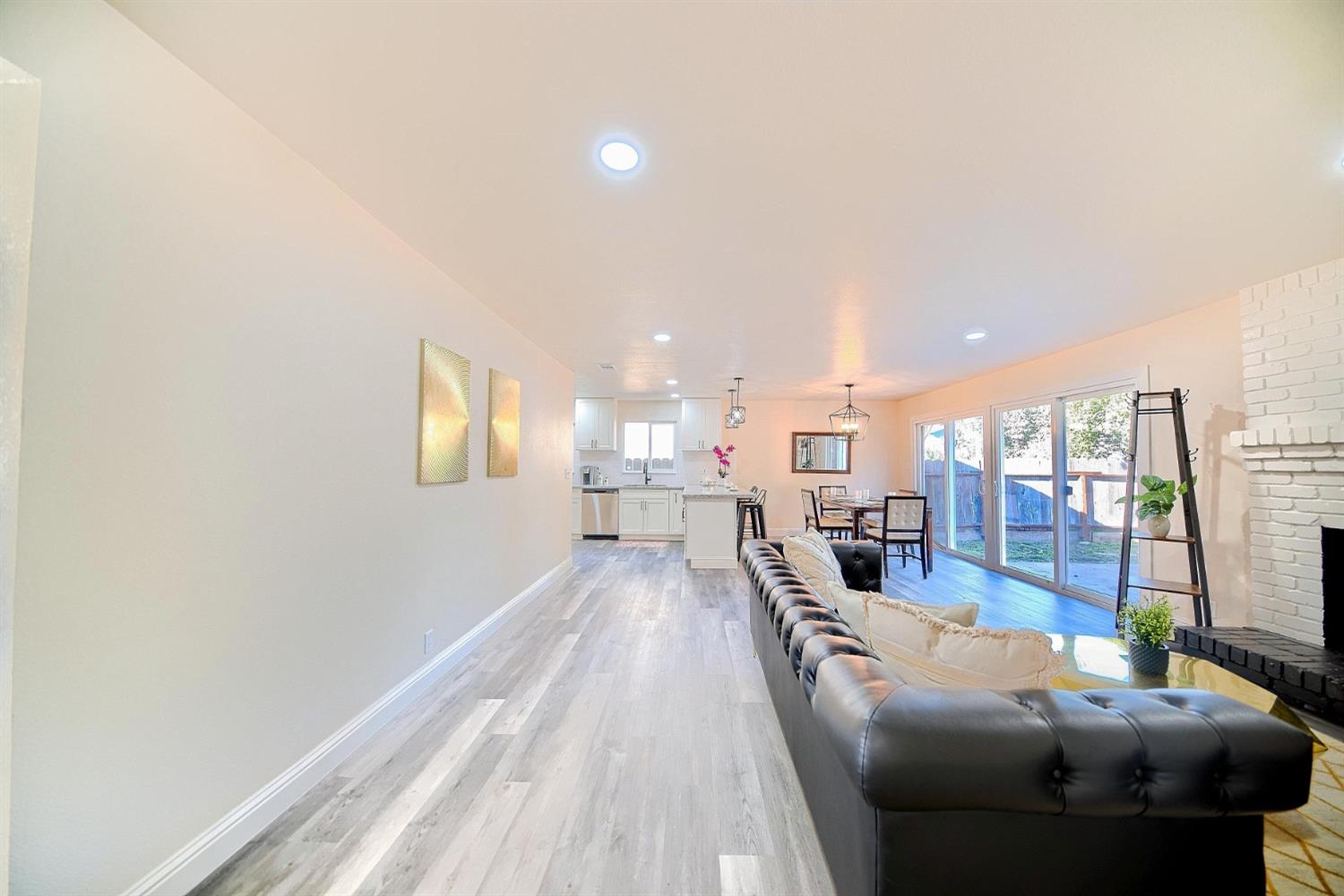 Detail Gallery Image 13 of 32 For 5416 Ridgeway Ave, Stockton,  CA 95207 - 4 Beds | 2 Baths