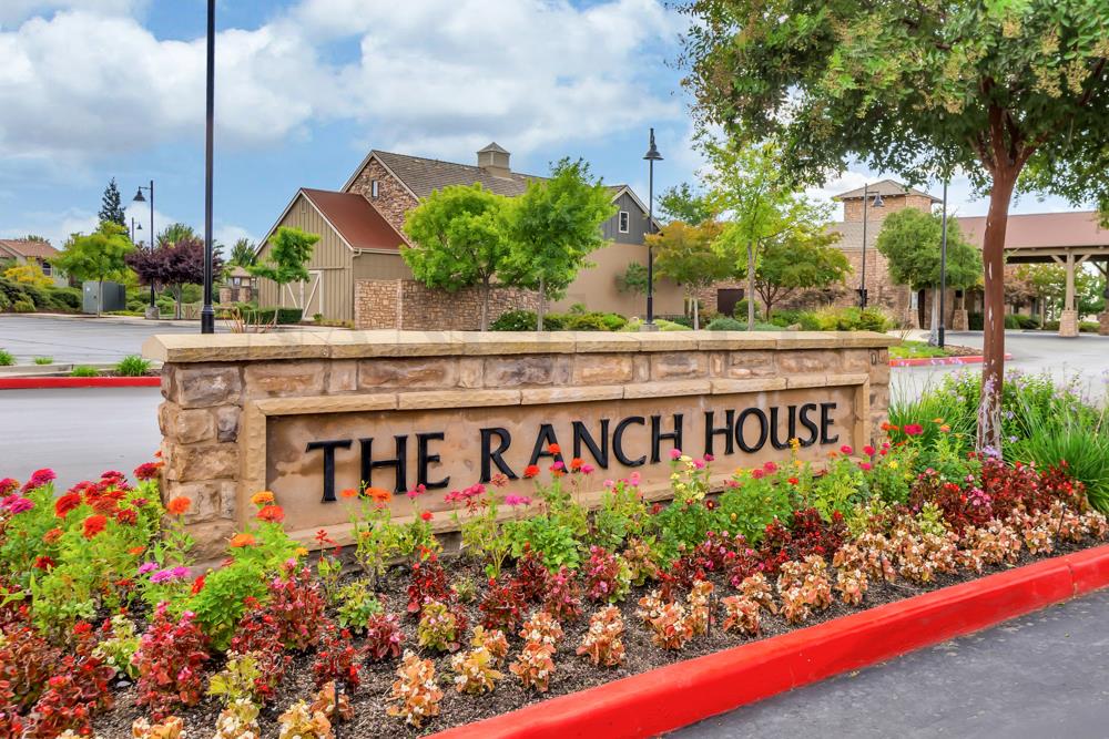 Detail Gallery Image 85 of 89 For 981 Dusty Stone Loop, Rocklin,  CA 95765 - 5 Beds | 5 Baths