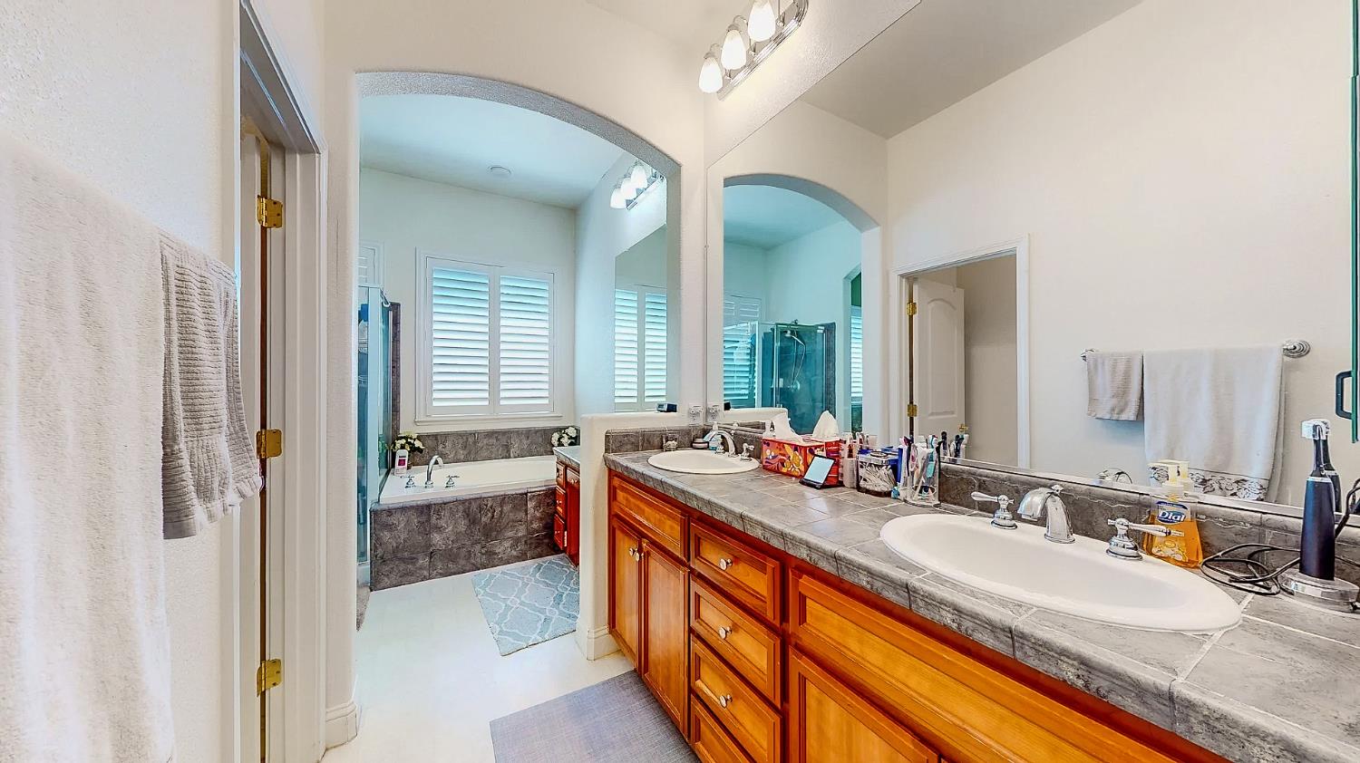 Detail Gallery Image 16 of 29 For 1863 Vintage Cir, Oakdale,  CA 95361 - 3 Beds | 2 Baths
