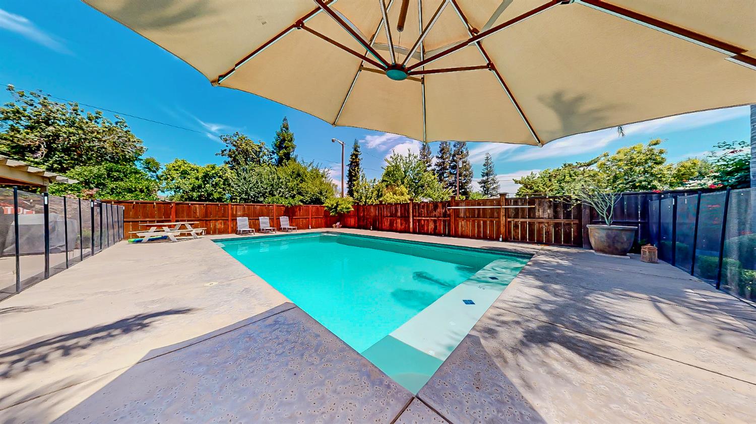 Detail Gallery Image 62 of 76 For 2155 Mira Flores Dr, Turlock,  CA 95380 - 3 Beds | 3 Baths