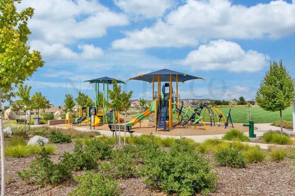 Detail Gallery Image 73 of 89 For 981 Dusty Stone Loop, Rocklin,  CA 95765 - 5 Beds | 5 Baths