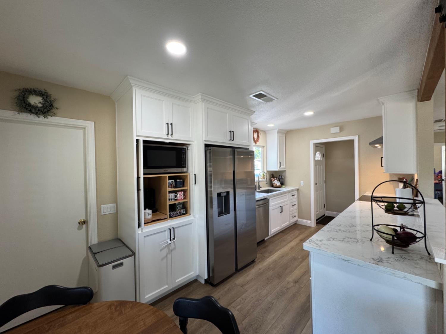 Detail Gallery Image 10 of 36 For 570 S Minaret Ave, Turlock,  CA 95380 - 3 Beds | 1 Baths