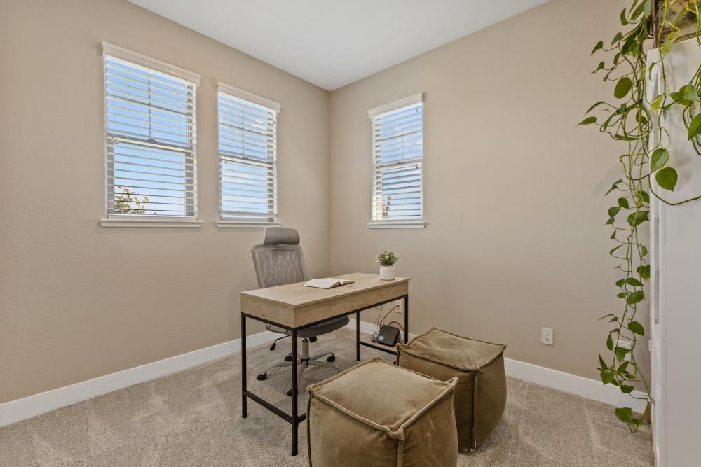 Detail Gallery Image 40 of 89 For 981 Dusty Stone Loop, Rocklin,  CA 95765 - 5 Beds | 5 Baths