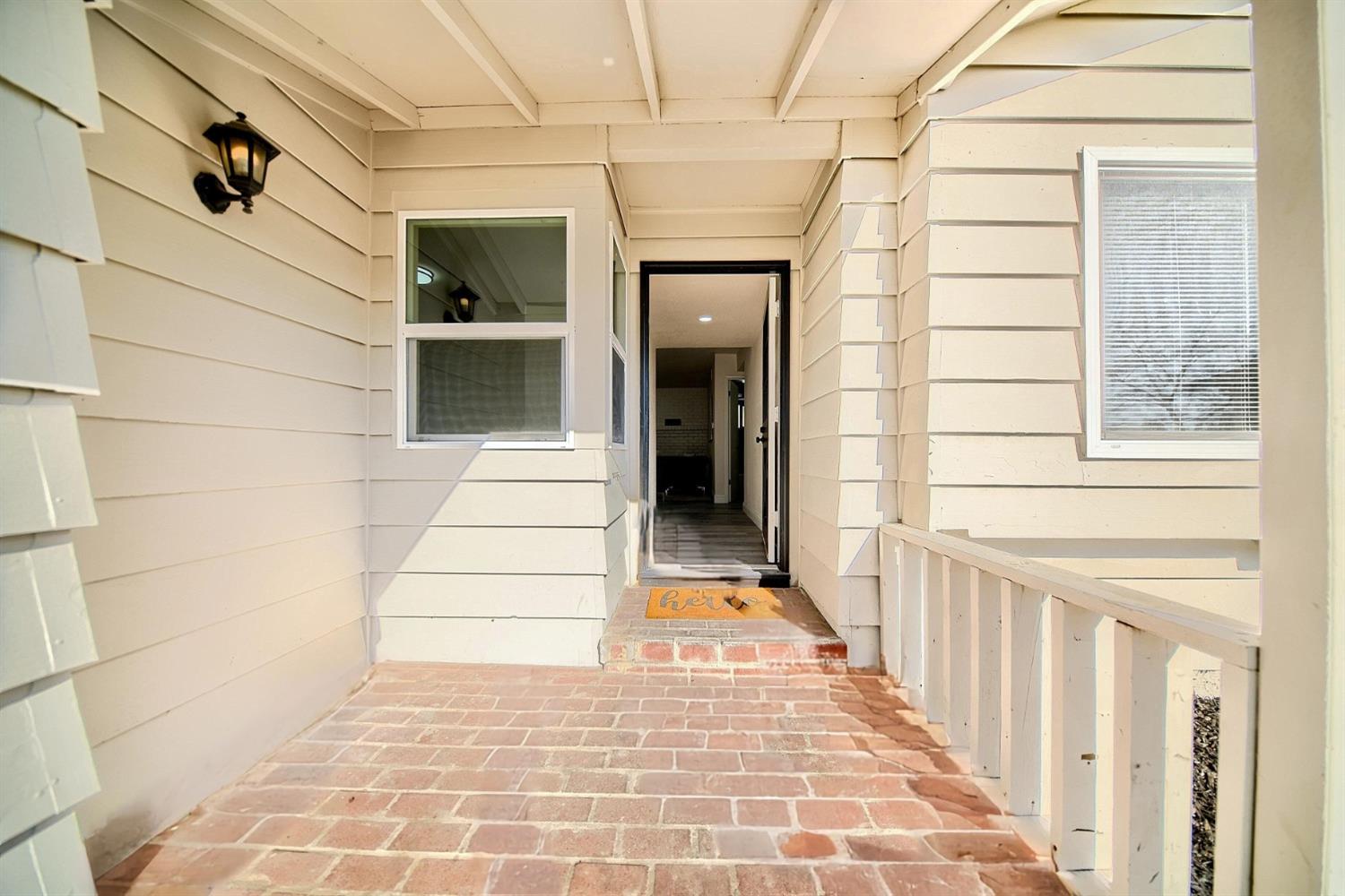 Detail Gallery Image 2 of 32 For 5416 Ridgeway Ave, Stockton,  CA 95207 - 4 Beds | 2 Baths