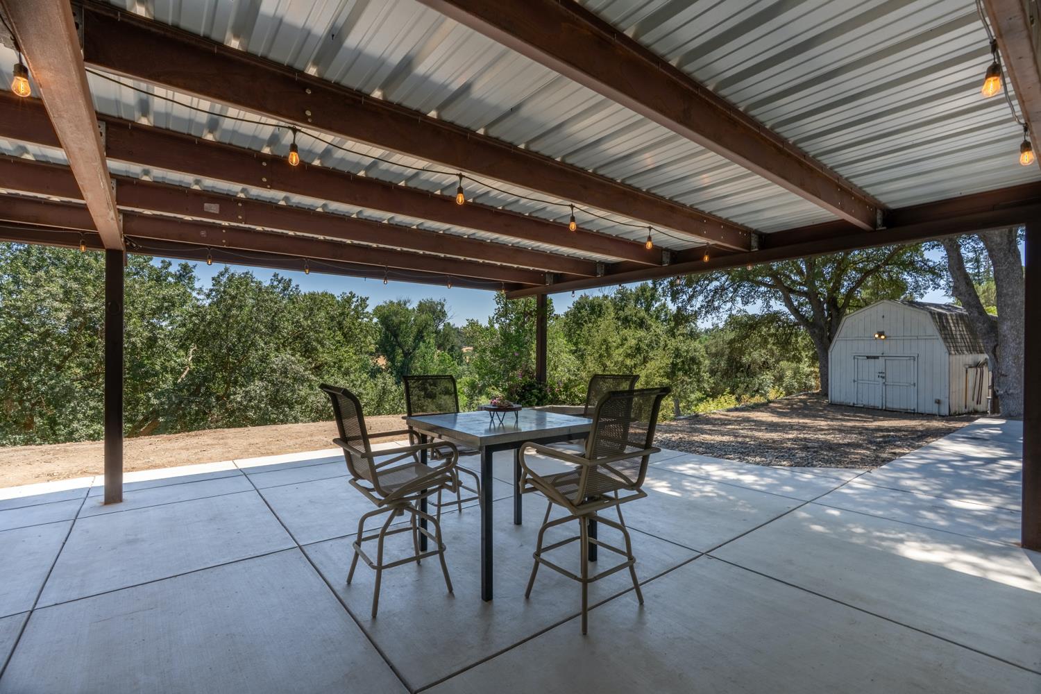 Detail Gallery Image 6 of 30 For 11812 Rodden Rd, Oakdale,  CA 95361 - 3 Beds | 2 Baths
