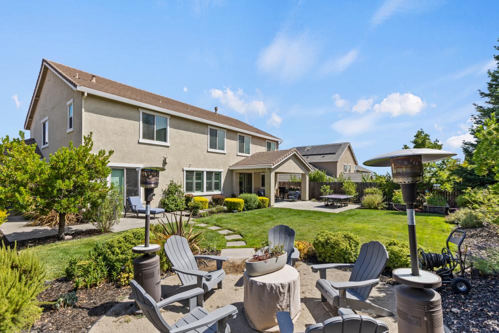 Detail Gallery Image 65 of 89 For 981 Dusty Stone Loop, Rocklin,  CA 95765 - 5 Beds | 5 Baths