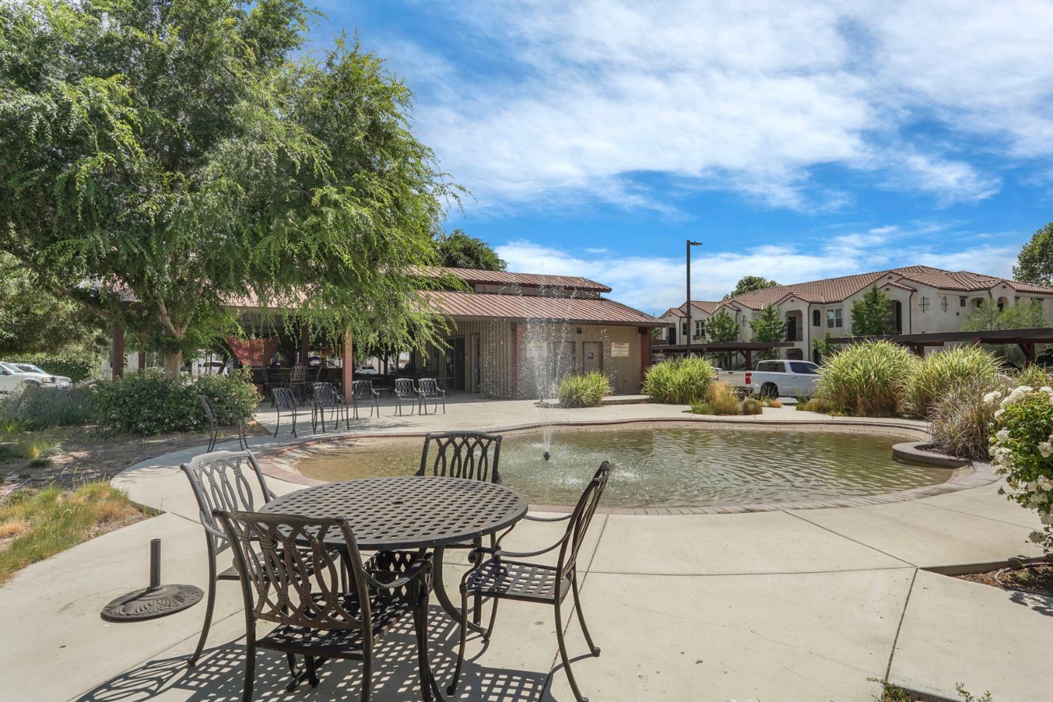 Detail Gallery Image 7 of 49 For 140 Ivy Ave #E 35,  Patterson,  CA 95363 - 2 Beds | 2 Baths