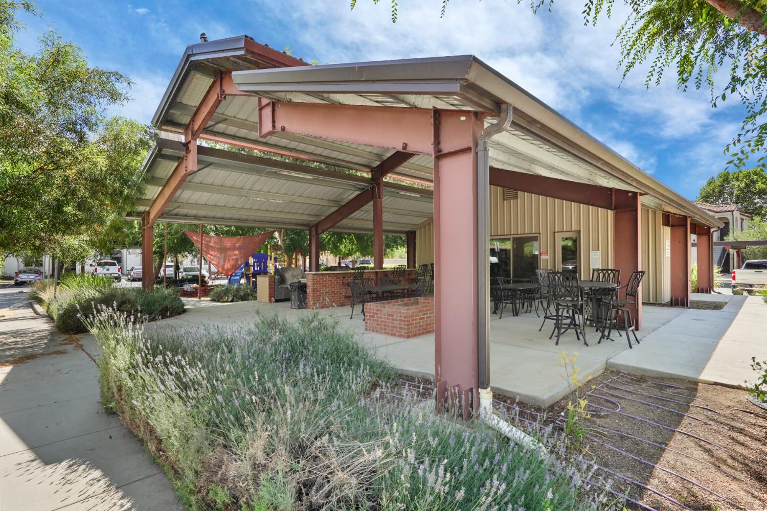 Detail Gallery Image 3 of 49 For 140 Ivy Ave #E 35,  Patterson,  CA 95363 - 2 Beds | 2 Baths