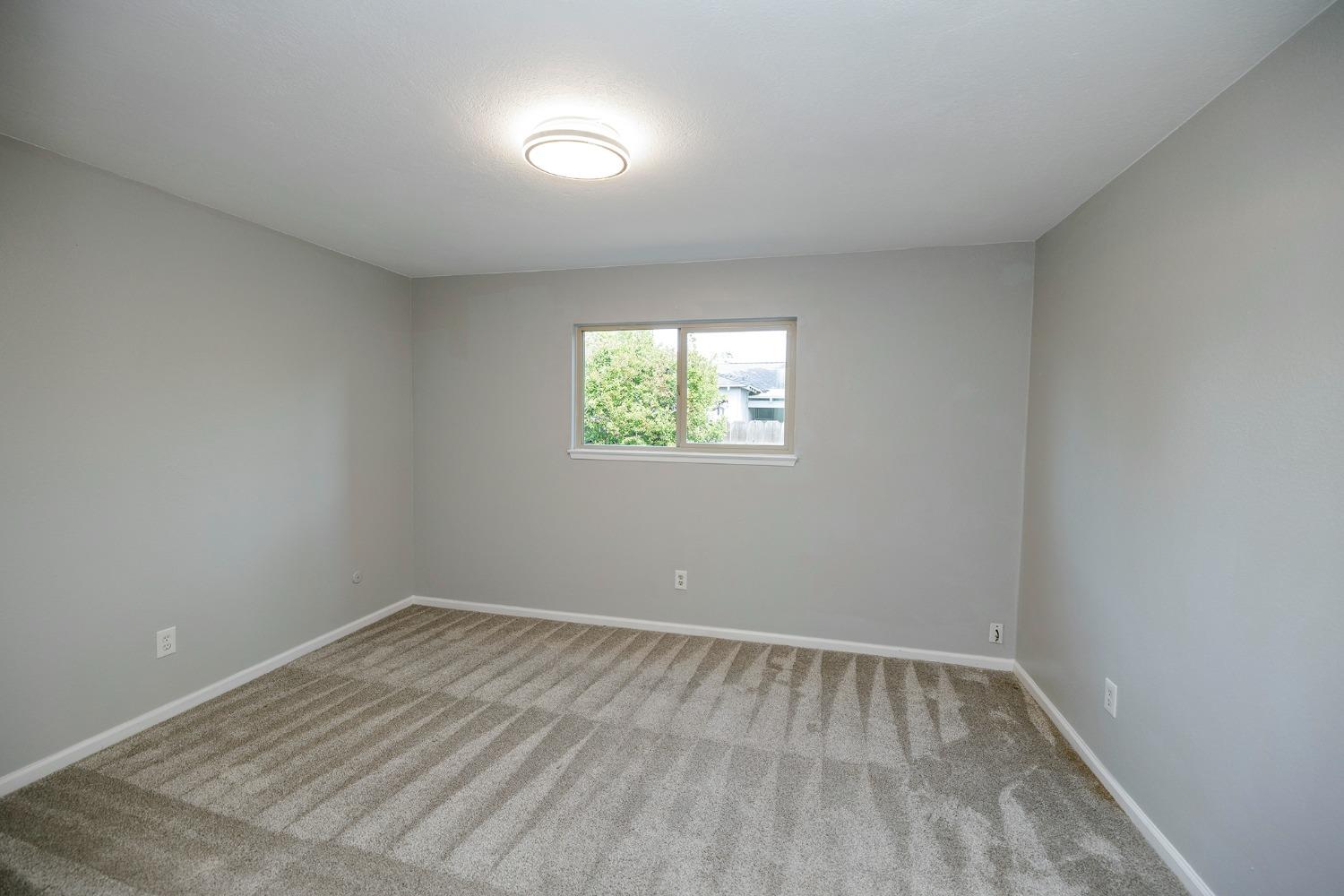 Detail Gallery Image 36 of 66 For 2404 San Domingo Way, Modesto,  CA 95355 - 3 Beds | 2 Baths
