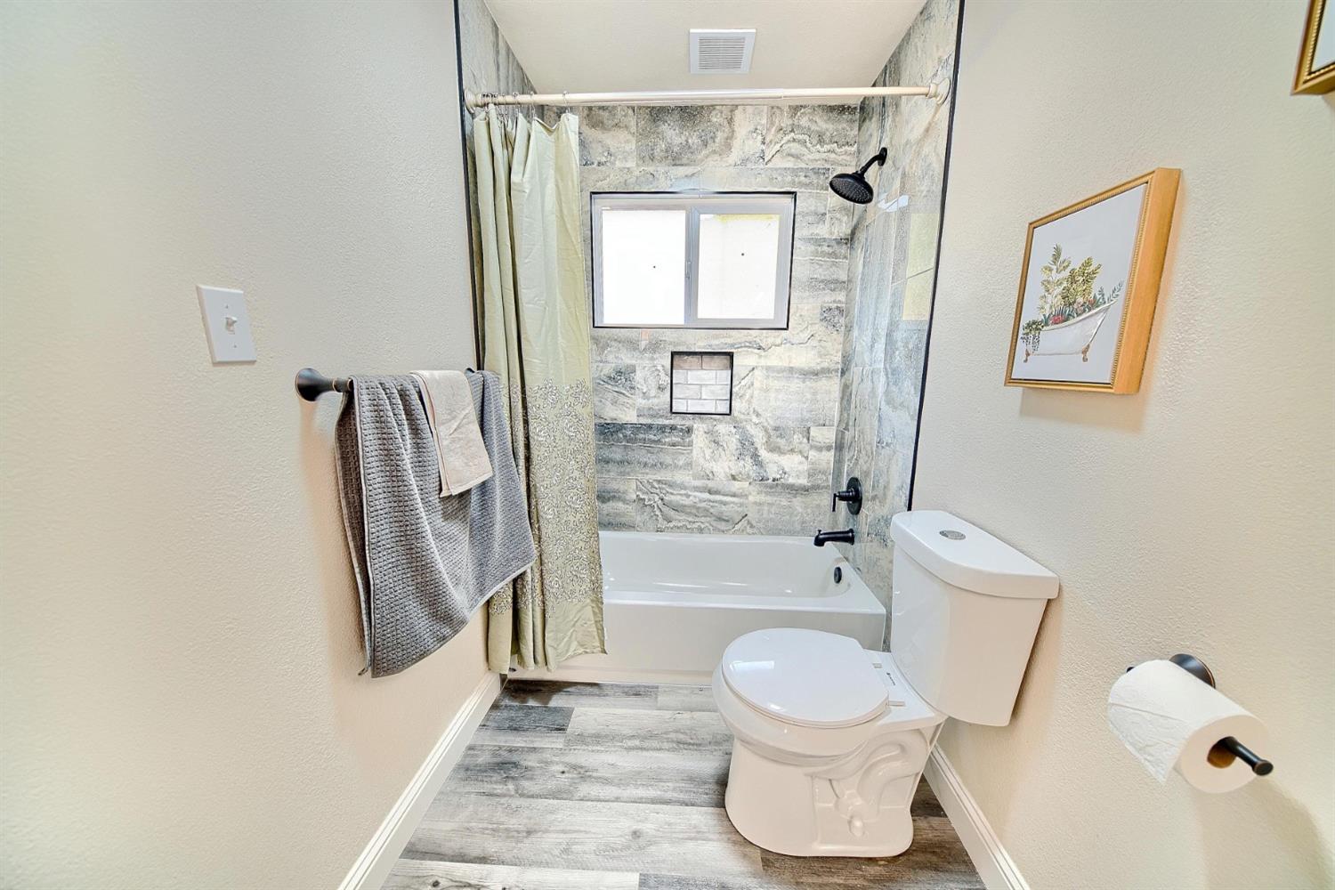 Detail Gallery Image 17 of 32 For 5416 Ridgeway Ave, Stockton,  CA 95207 - 4 Beds | 2 Baths