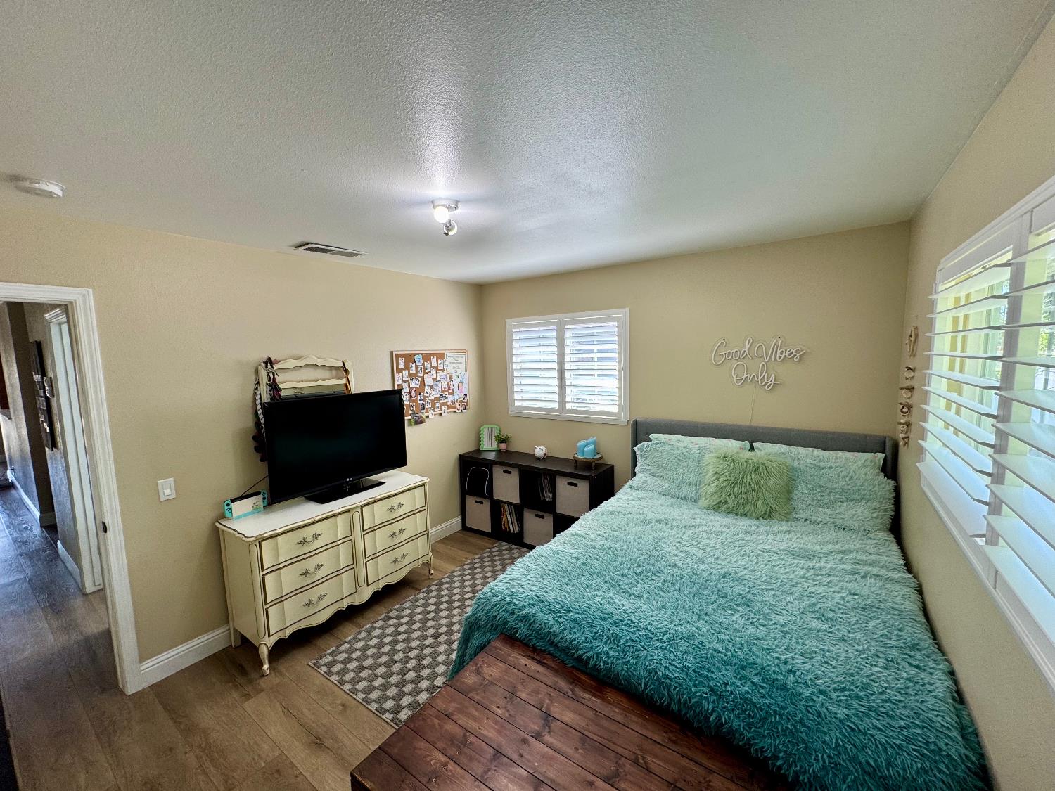 Detail Gallery Image 23 of 36 For 570 S Minaret Ave, Turlock,  CA 95380 - 3 Beds | 1 Baths