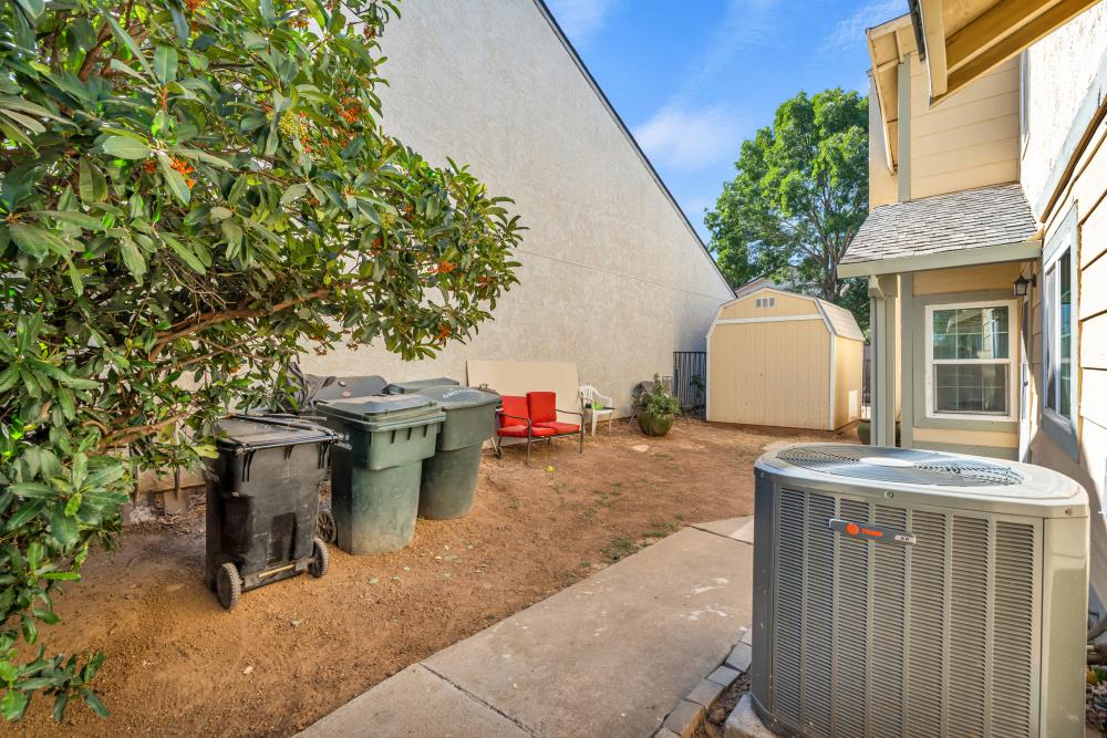 Detail Gallery Image 4 of 38 For 7631 Conklin Ct, Antelope,  CA 95843 - 3 Beds | 2 Baths