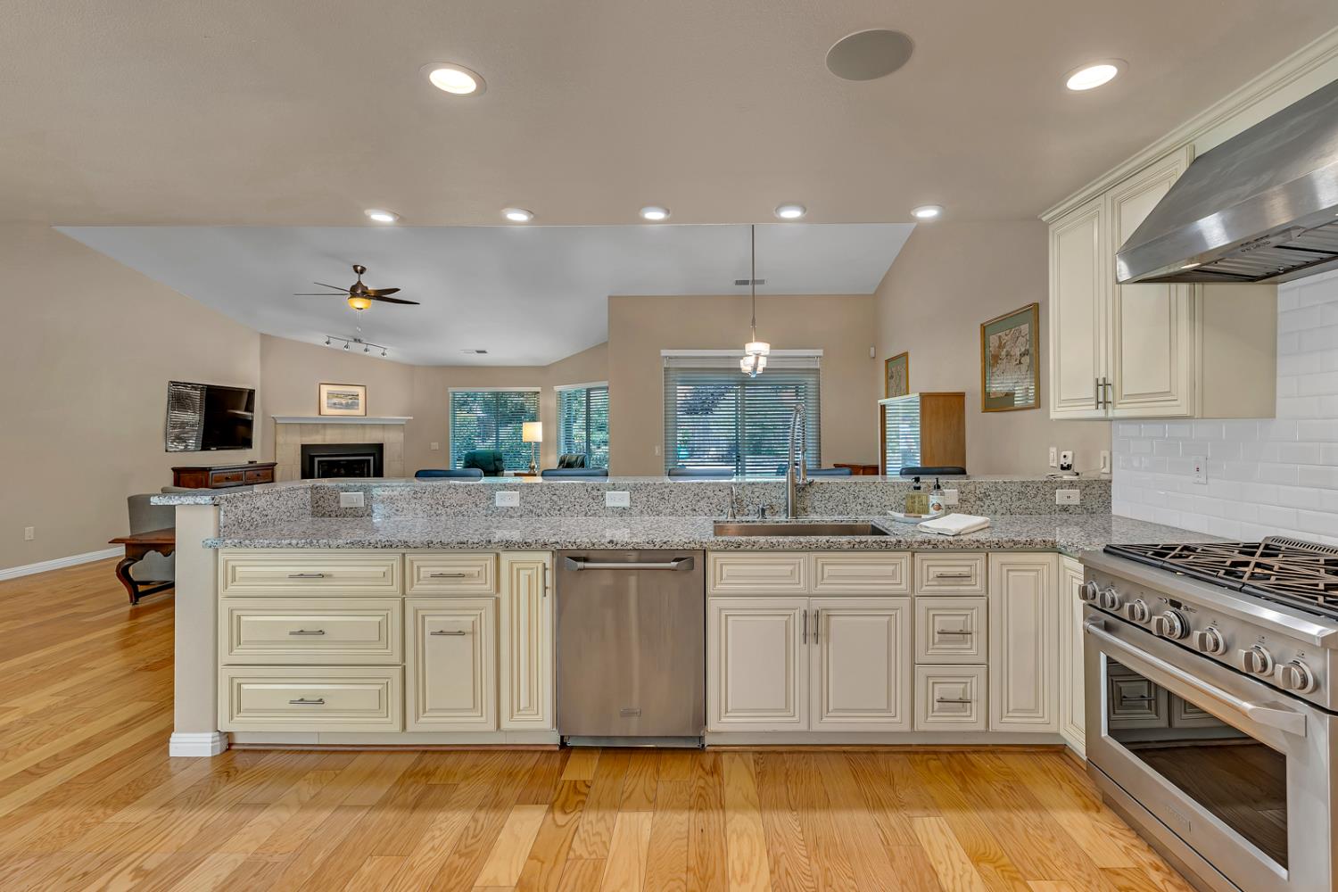 Detail Gallery Image 11 of 51 For 3573 Cordova Ave, Merced,  CA 95340 - 4 Beds | 2 Baths