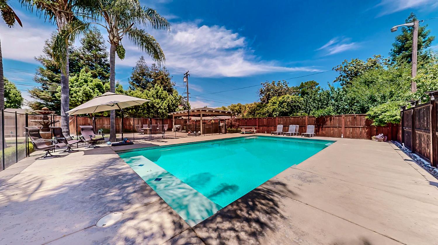 Detail Gallery Image 60 of 76 For 2155 Mira Flores Dr, Turlock,  CA 95380 - 3 Beds | 3 Baths
