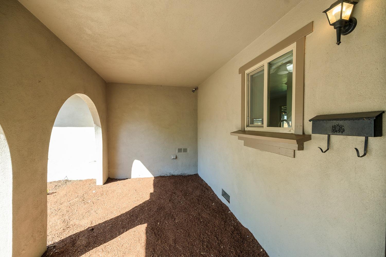 Detail Gallery Image 6 of 66 For 2404 San Domingo Way, Modesto,  CA 95355 - 3 Beds | 2 Baths
