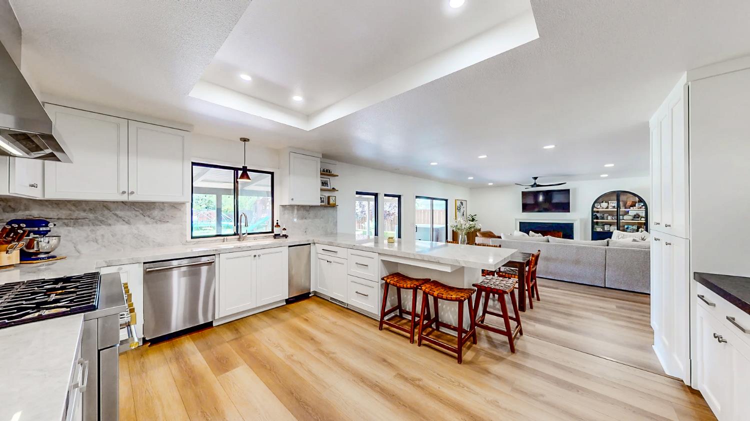 Detail Gallery Image 30 of 76 For 2155 Mira Flores Dr, Turlock,  CA 95380 - 3 Beds | 3 Baths