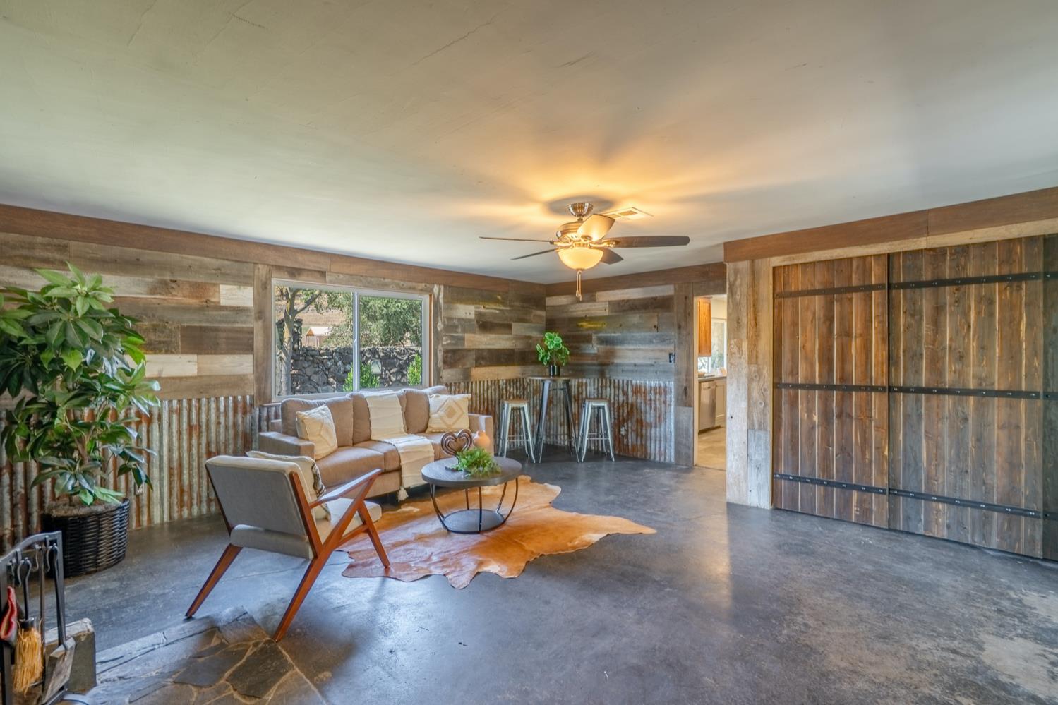 Detail Gallery Image 12 of 30 For 11812 Rodden Rd, Oakdale,  CA 95361 - 3 Beds | 2 Baths