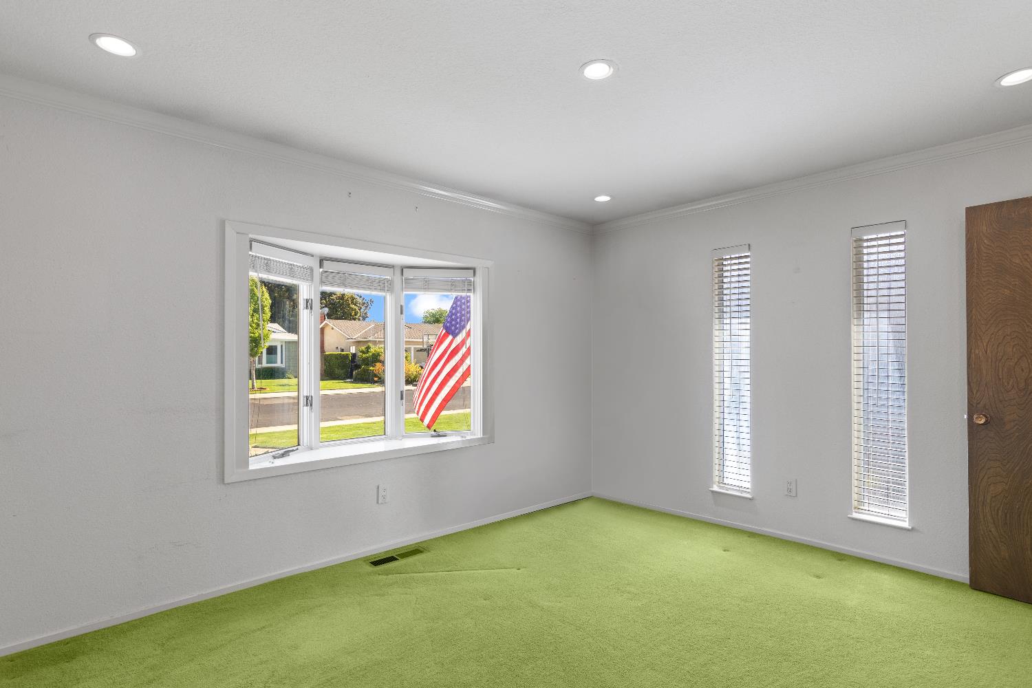 Detail Gallery Image 22 of 41 For 1909 Rockford Ave, Modesto,  CA 95355 - 3 Beds | 3 Baths